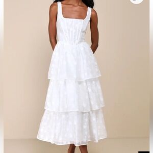 Elegant White Tiered Dress